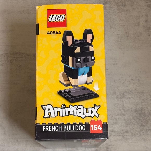 Lego BrickHeadz Pets French Bulldog Set (#40544) - Picture 3 of 7
